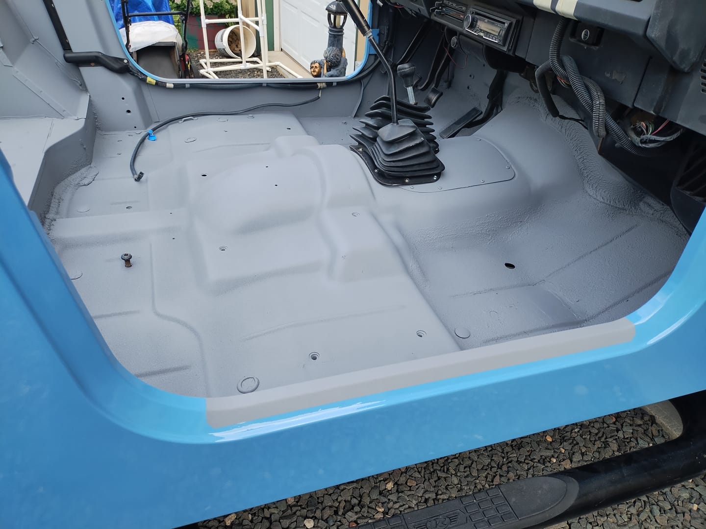 BARRICADE ULTIMATE SPRAYABLE BEDLINER